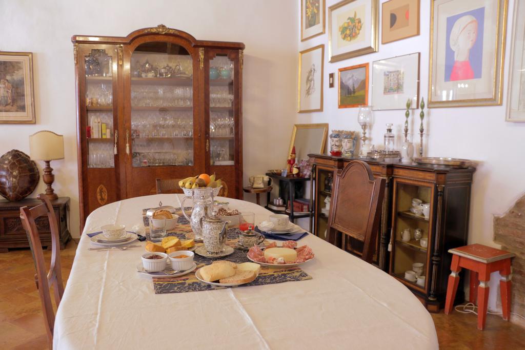치타디카스텔로 Palazzo San Florido B&B 외부 사진